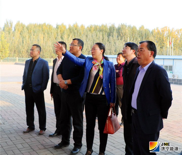 济矿物流：10月31日，全国工业和信息化科技成果转化联盟副理事长马小纲一行到济矿物流公司进行调研（孙继业  摄） (2).jpg