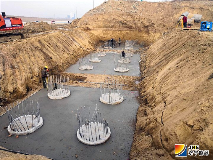 1545807715134444.jpg 2018年12月24日,济矿物流航道沿线桥梁工程全面开工(李宝 刘文举).jpg