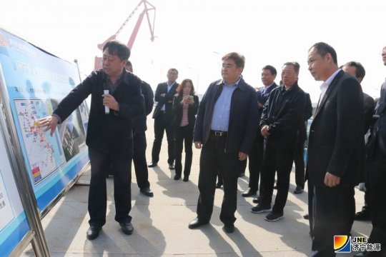 市国资系统到济宁能源铁水联运项目进行现场观摩