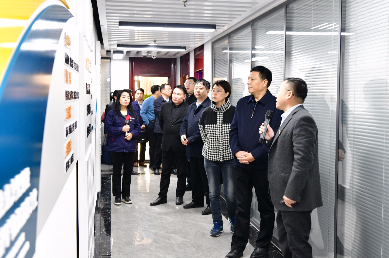 1608710745255454.jpg 党建引领促发展 集团公司召开党建引领改革发展现场观摩会18.jpg