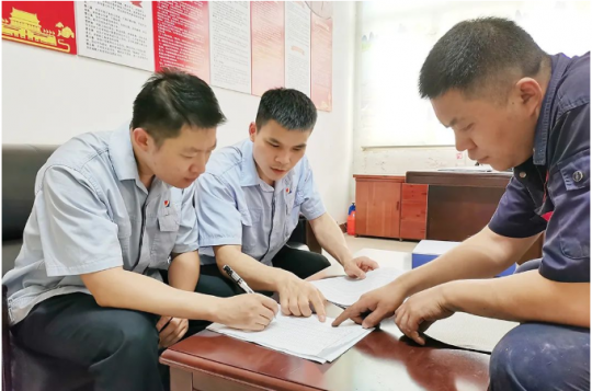 霄云煤矿：基层区队薪改激活力