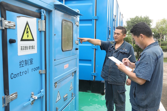 1690849990306945.jpg 花园煤矿加强雨季供电安全巡查,确保供电安全.JPG