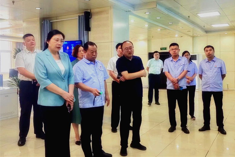 1694136409591859.jpg 金乡县县委书记孙颖来矿检查.jpg