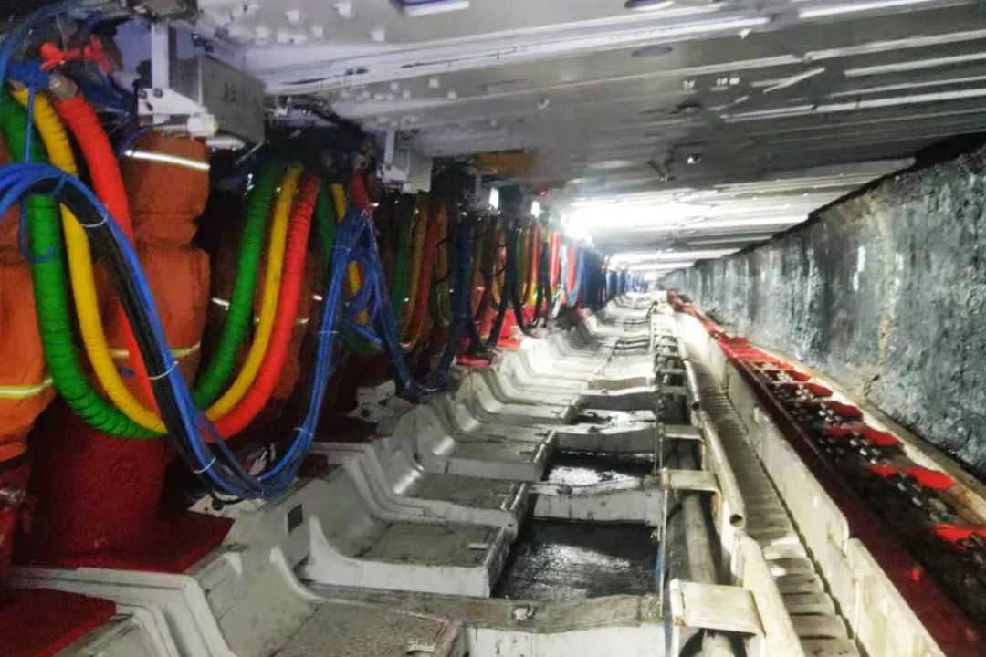 1697265961135309.jpg 640 (2).jpg