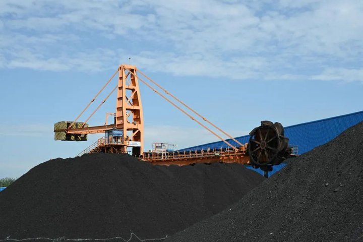 跃进港5月份自营煤销量再创新高